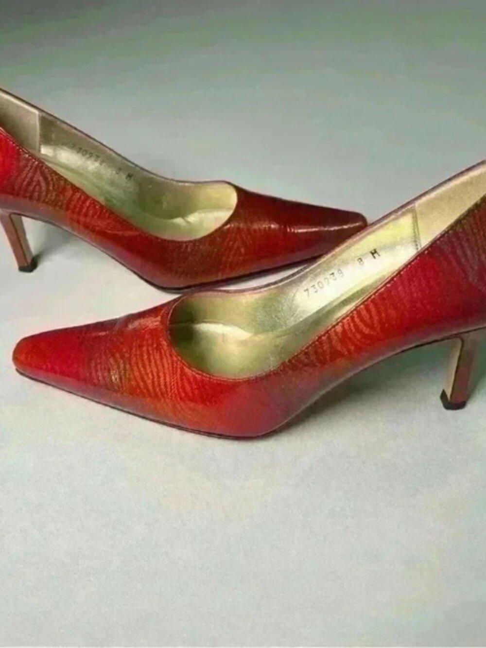 Casa Blanca heels in a beautiful print. SZ 8 M